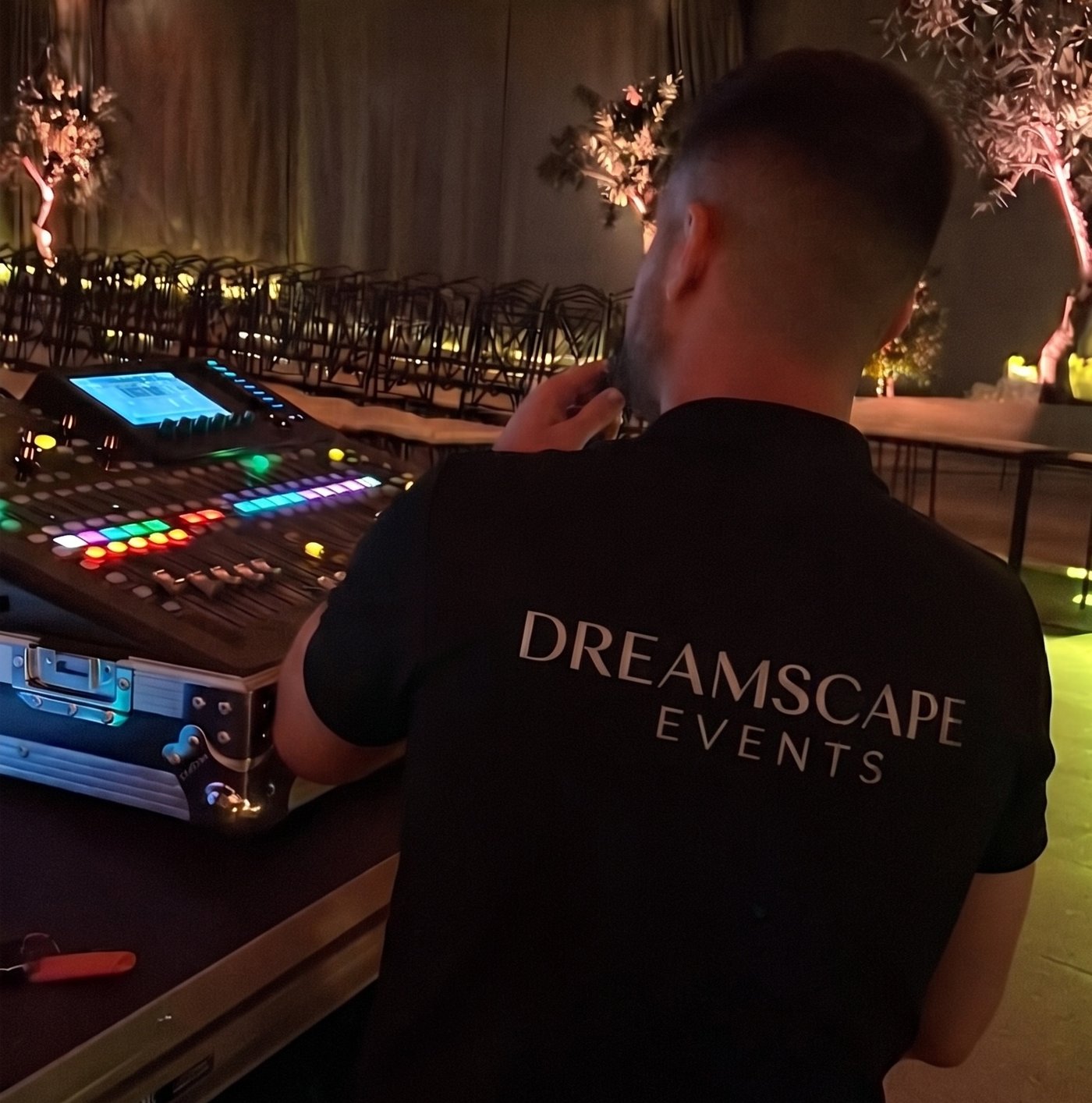 Técnico de sonido Dreamscape Events en una boda